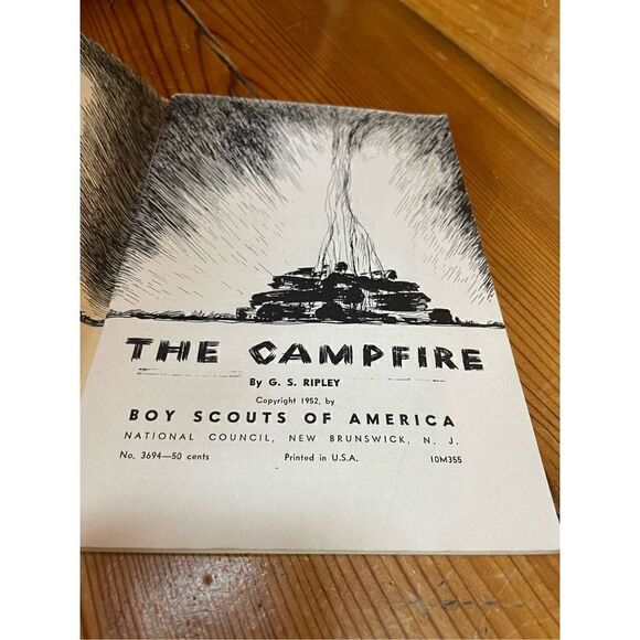 1952 Boy Scout Fun Around The Campfire Booklet - Picture 3 of 3